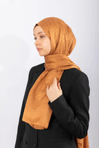 Jacquard stoles with geometric design