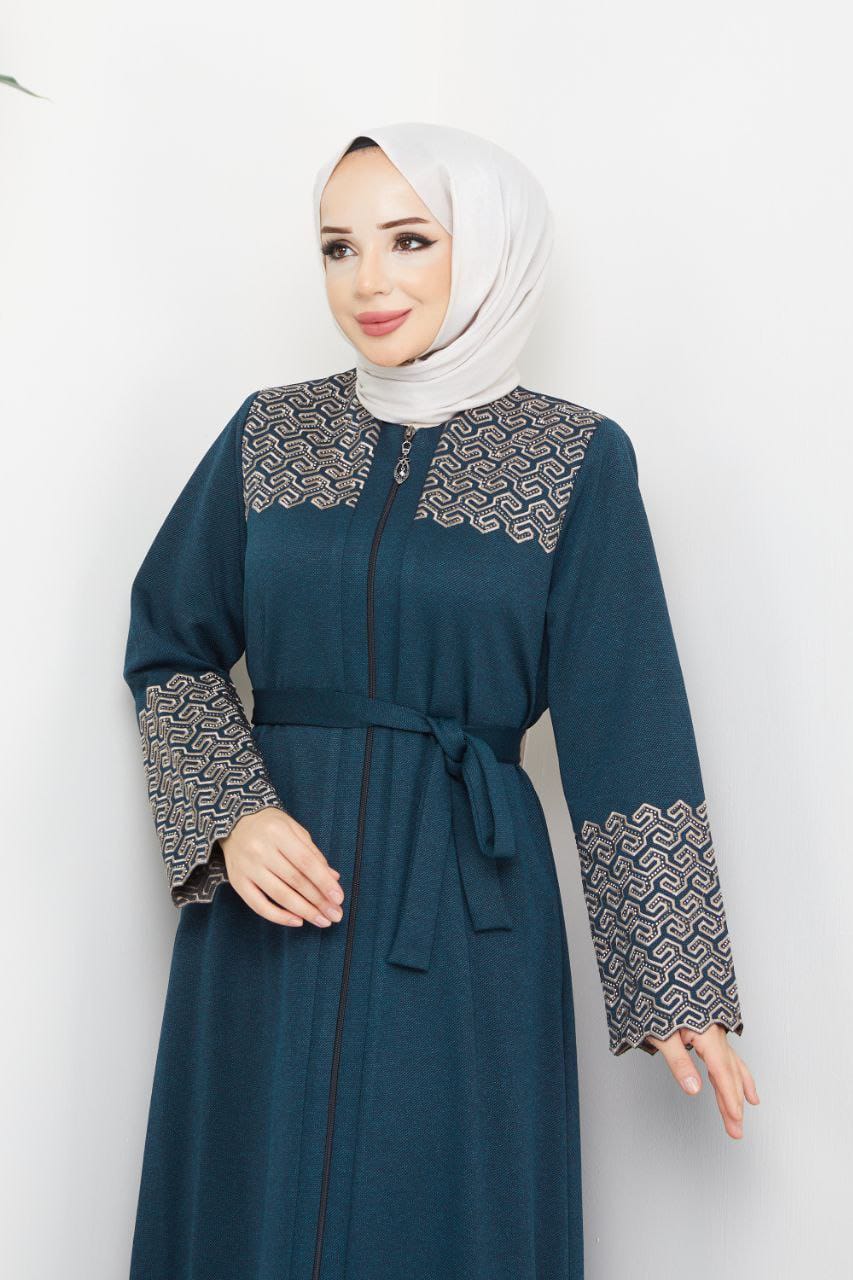 Winter abaya with embroidery
