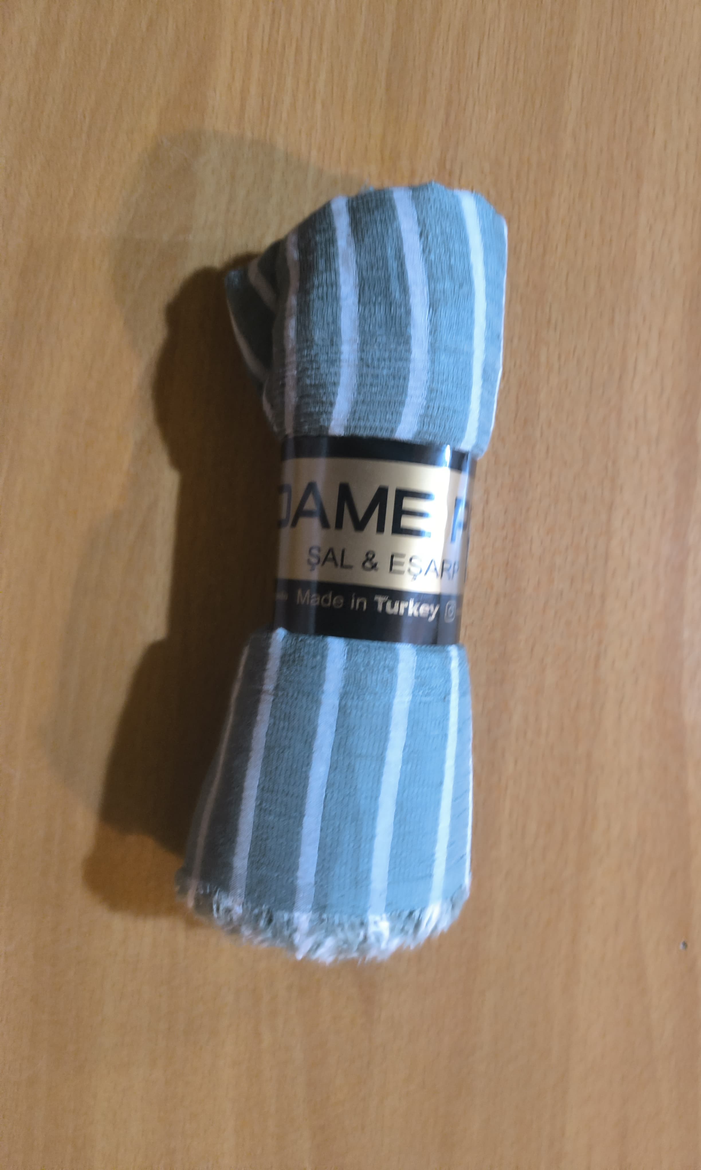 Linen mix rolled stoles