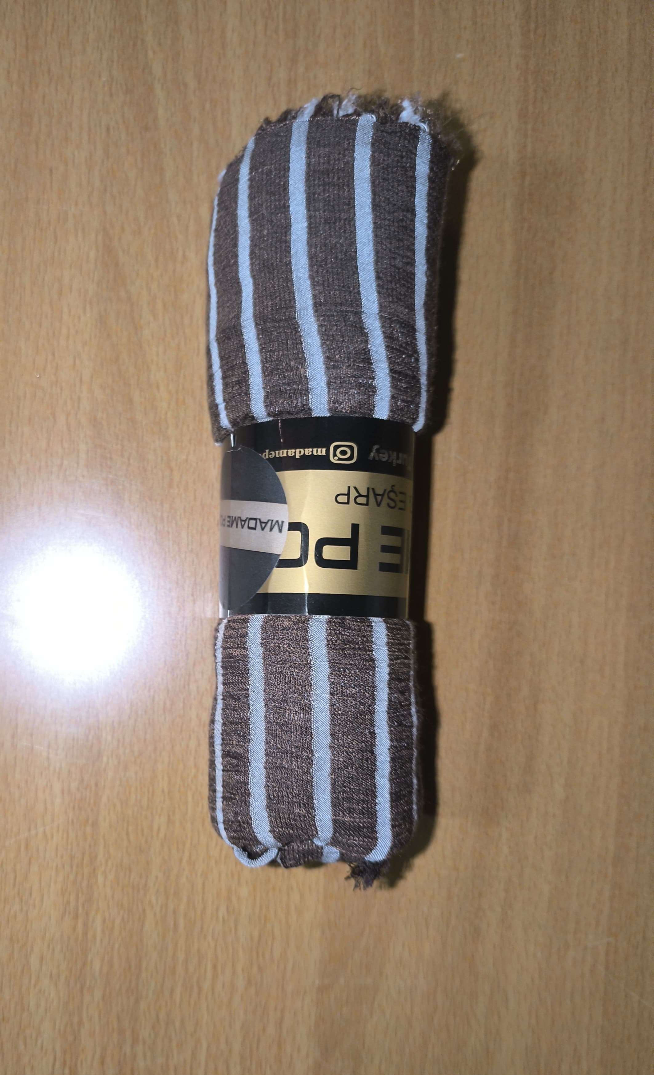 Linen mix rolled stoles