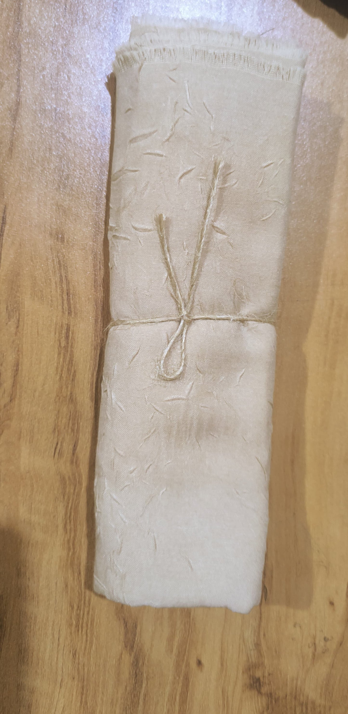 Crushed bamboo stoles (#KH-25Y7917)