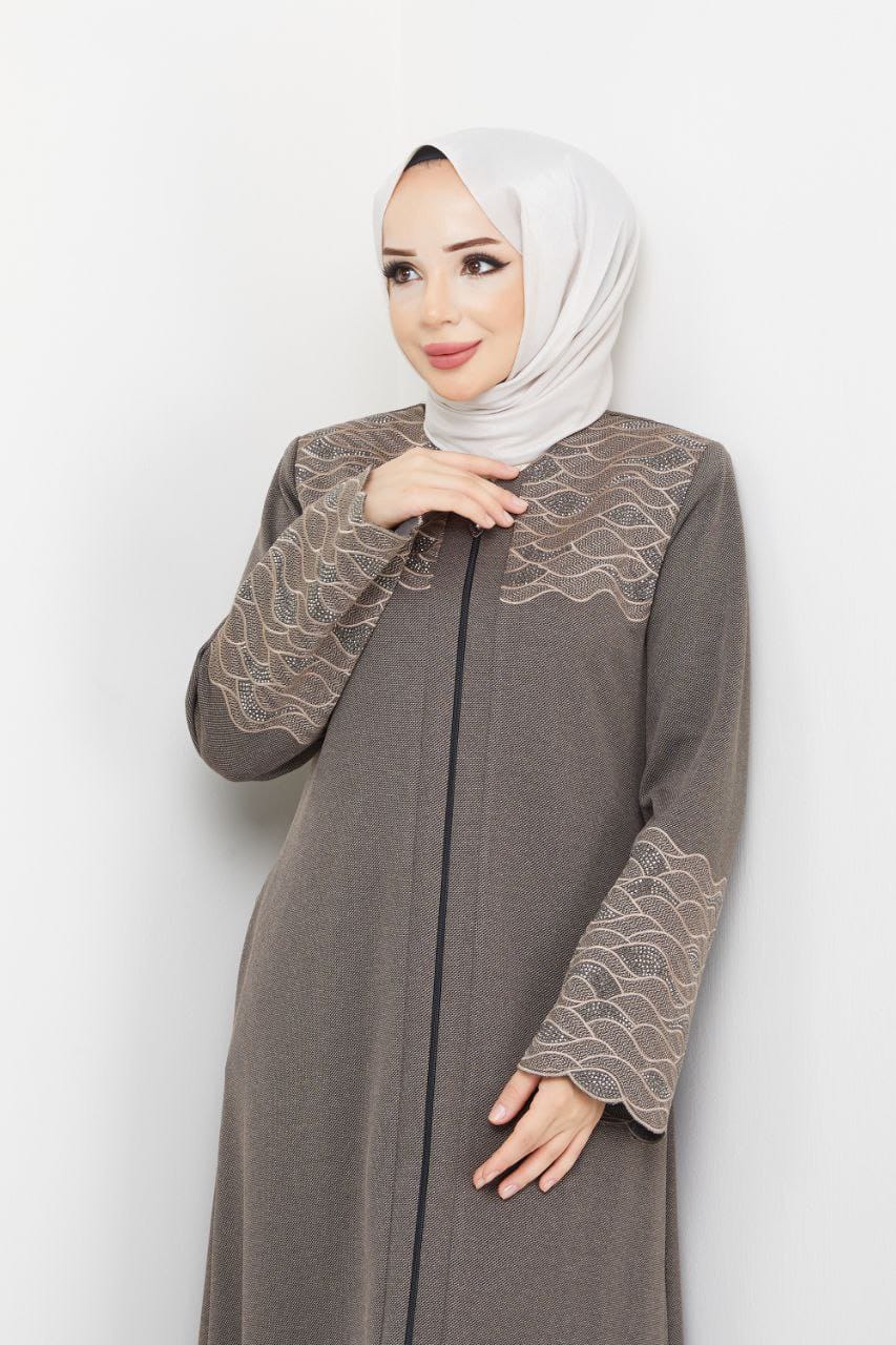 Winter abaya with embroidery