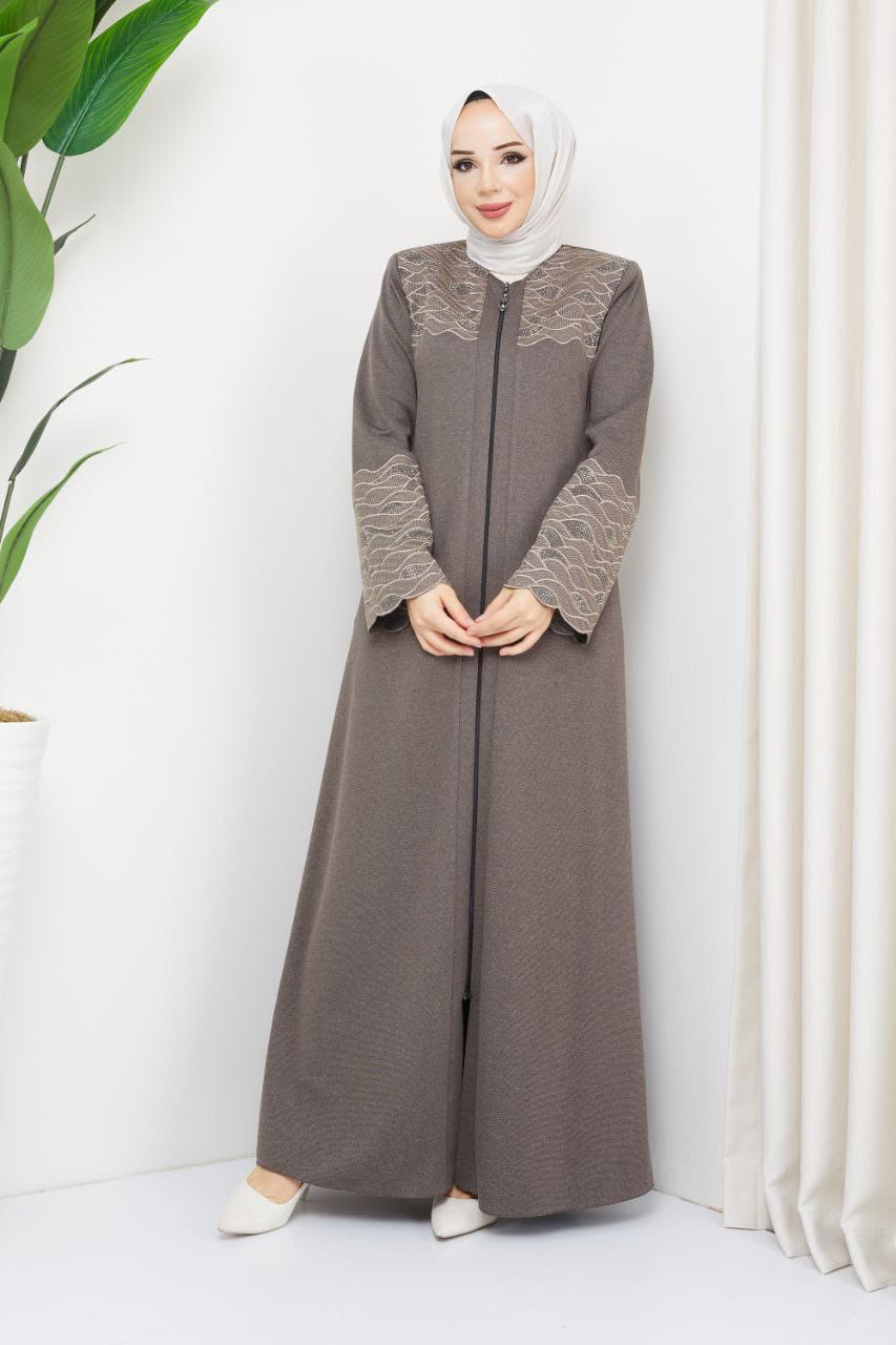 Winter abaya with embroidery