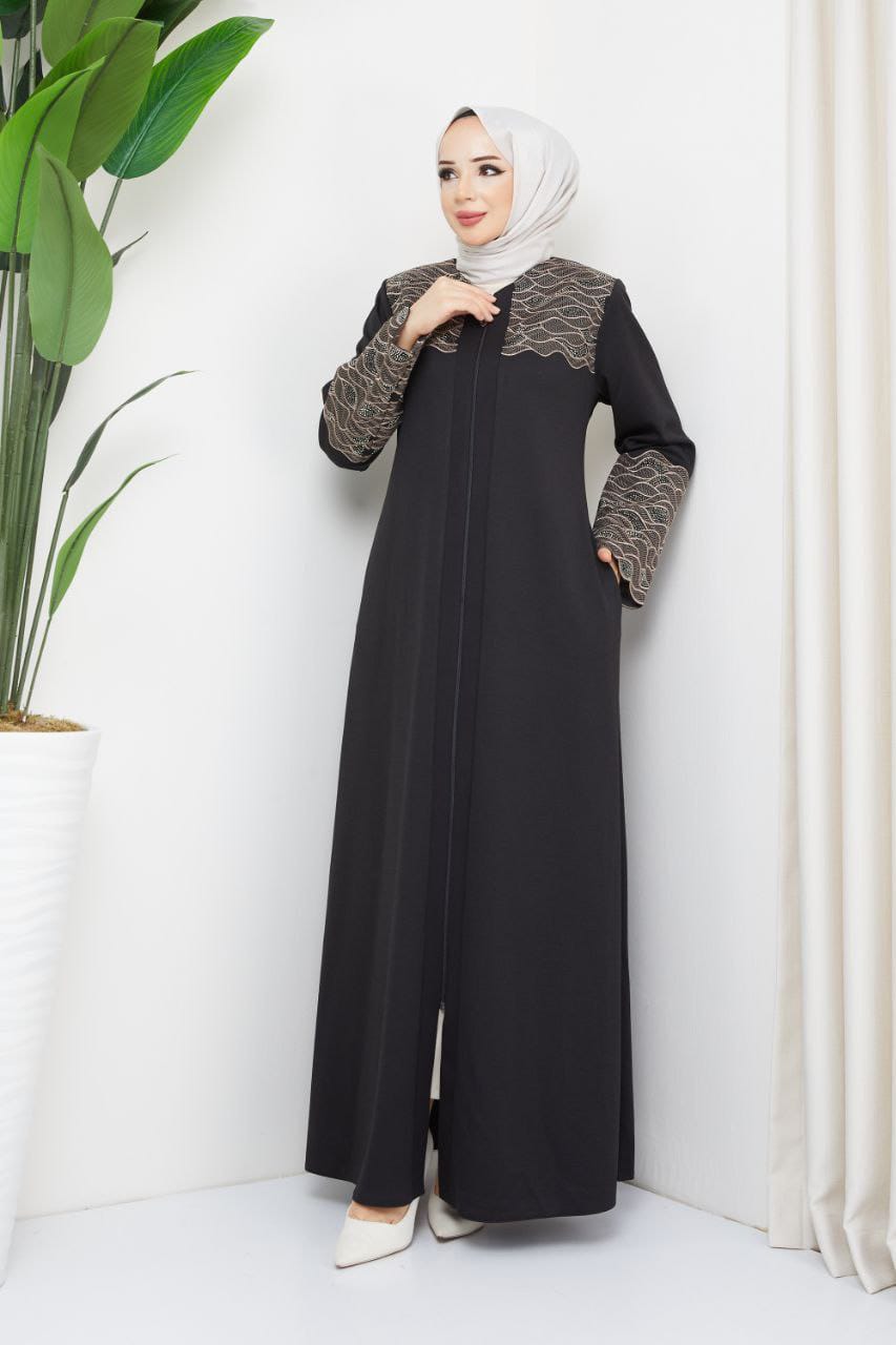 Winter abaya with embroidery