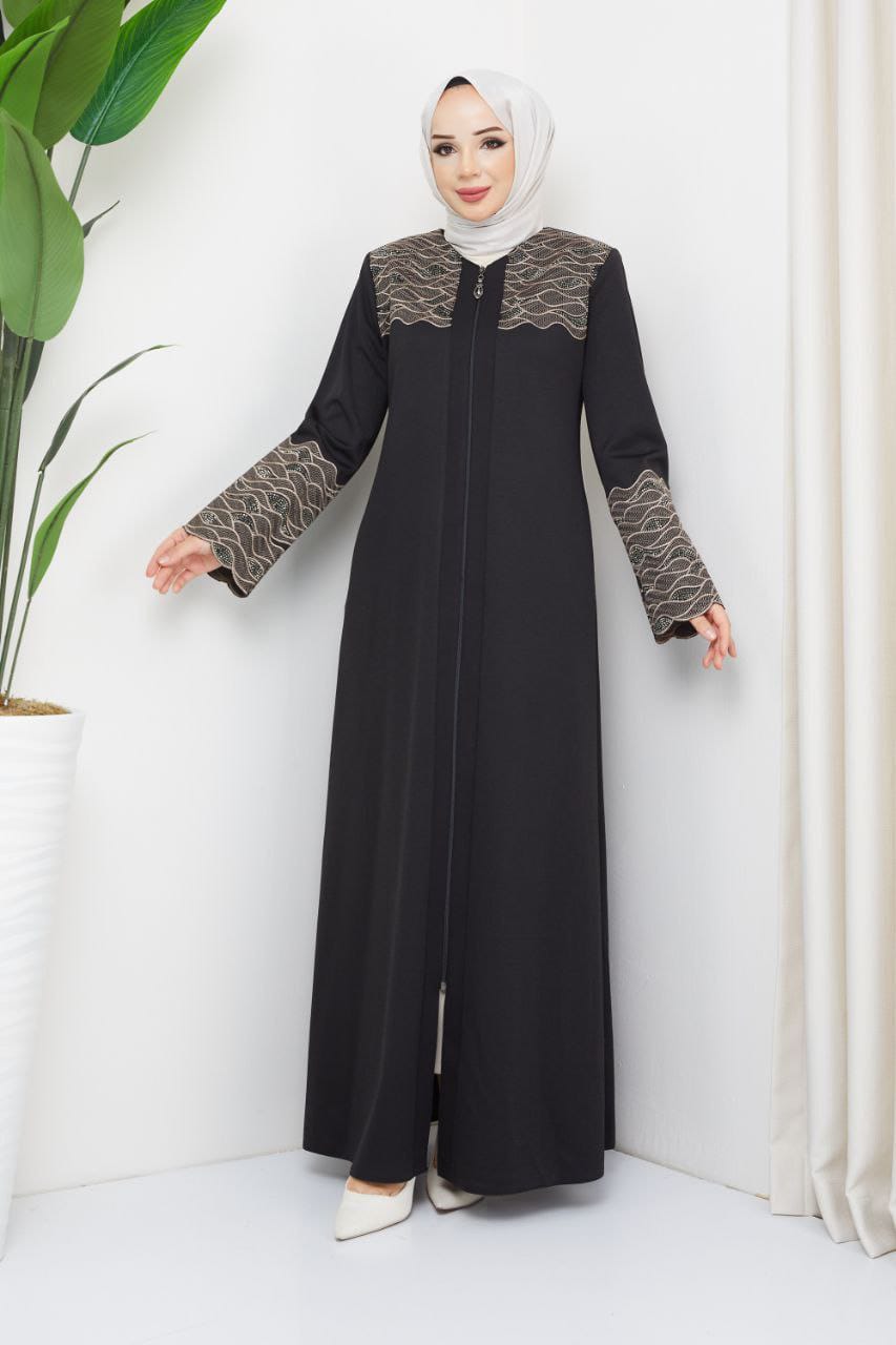 Winter abaya with embroidery
