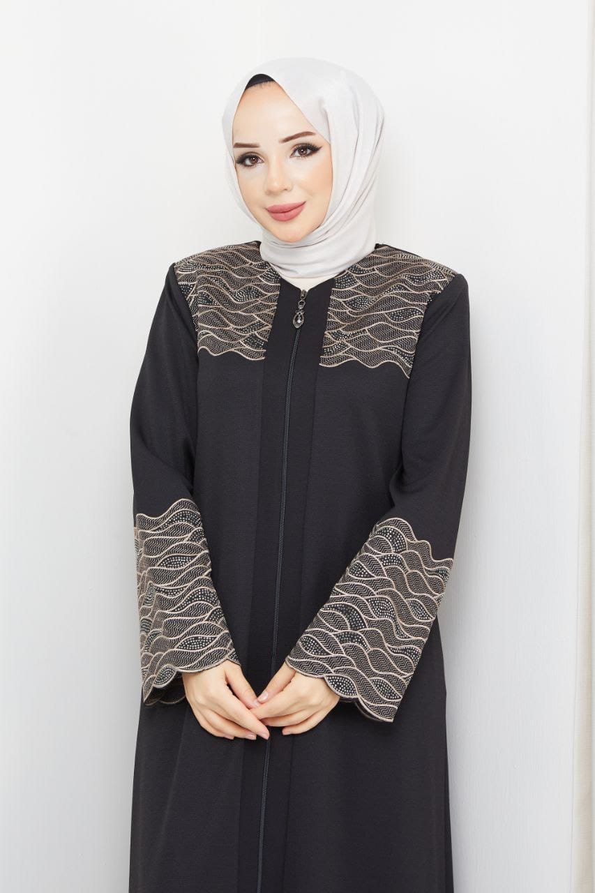 Winter abaya with embroidery