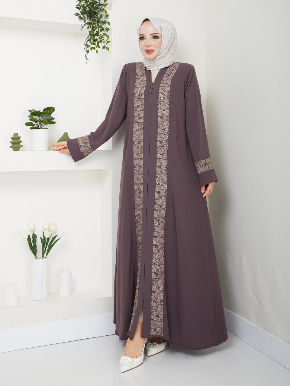 Summer abaya with front panel embroidery