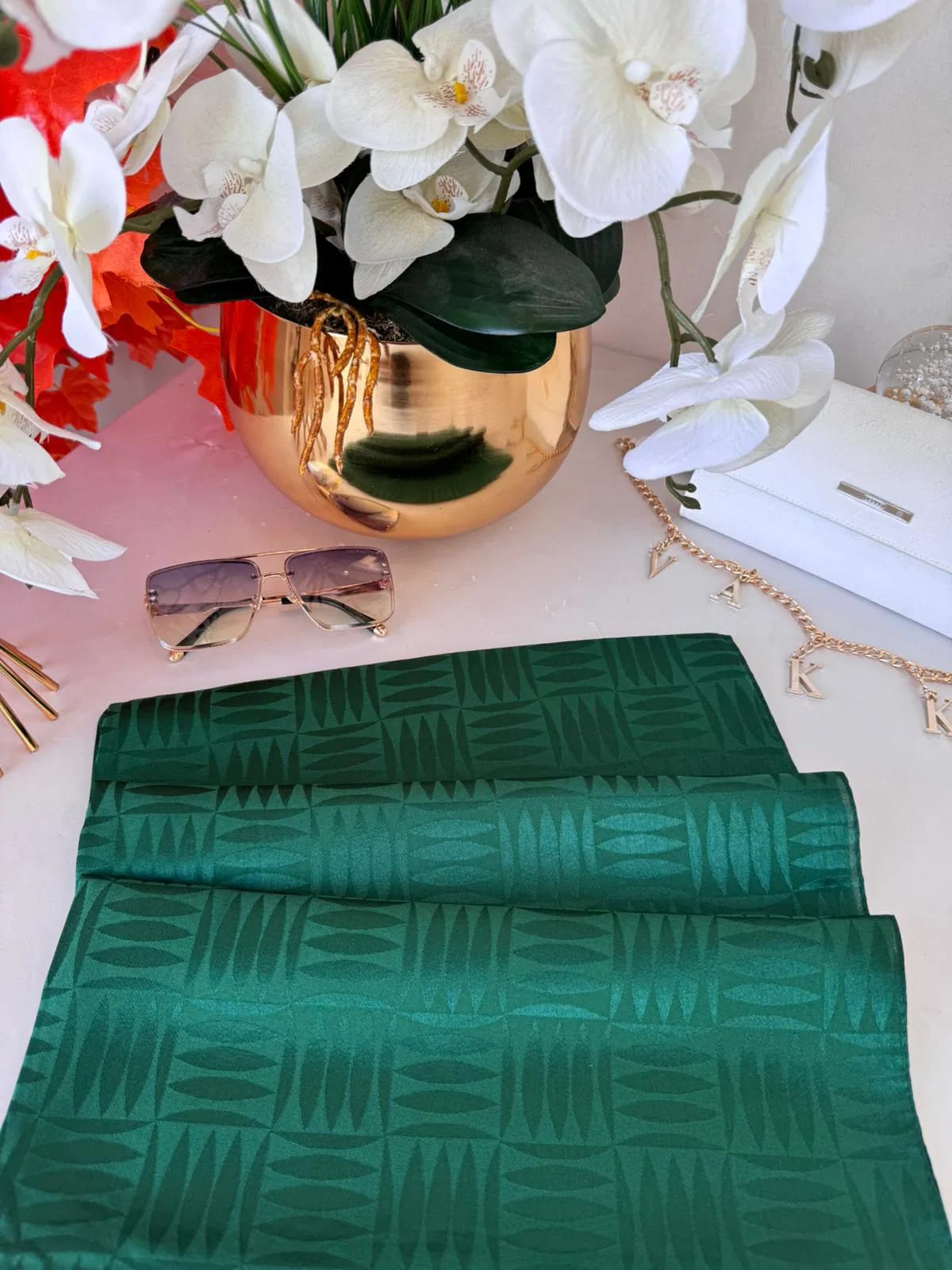 Jacquard shiny stoles-1