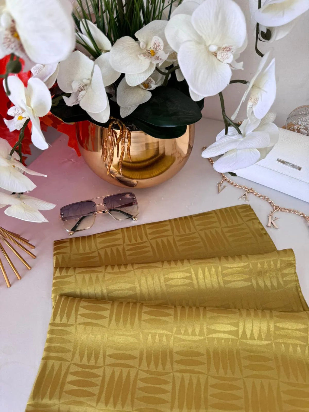 Jacquard shiny stoles-1