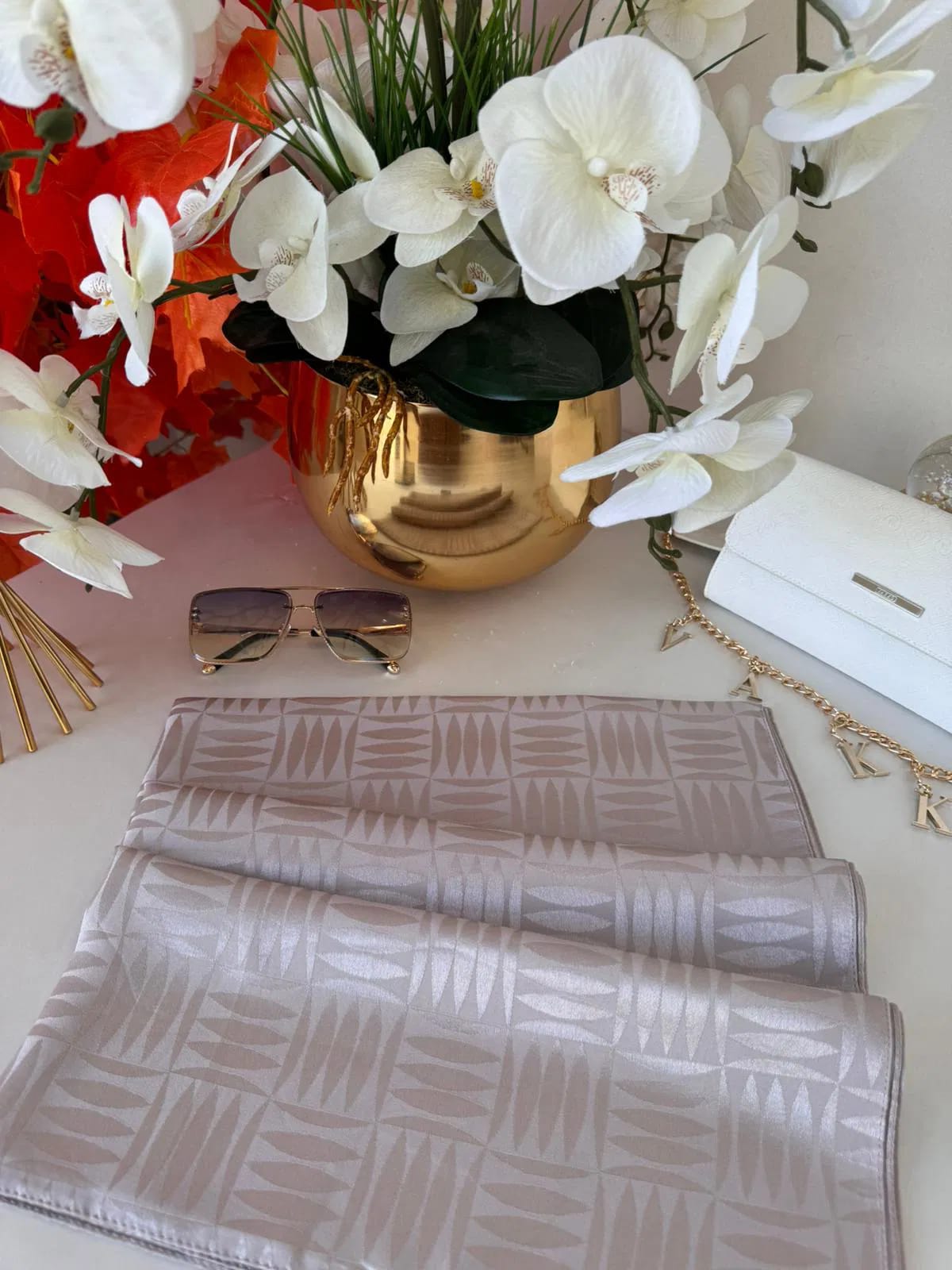 Jacquard shiny stoles-1