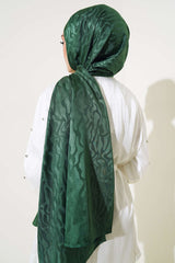 Jacquard shiny stoles