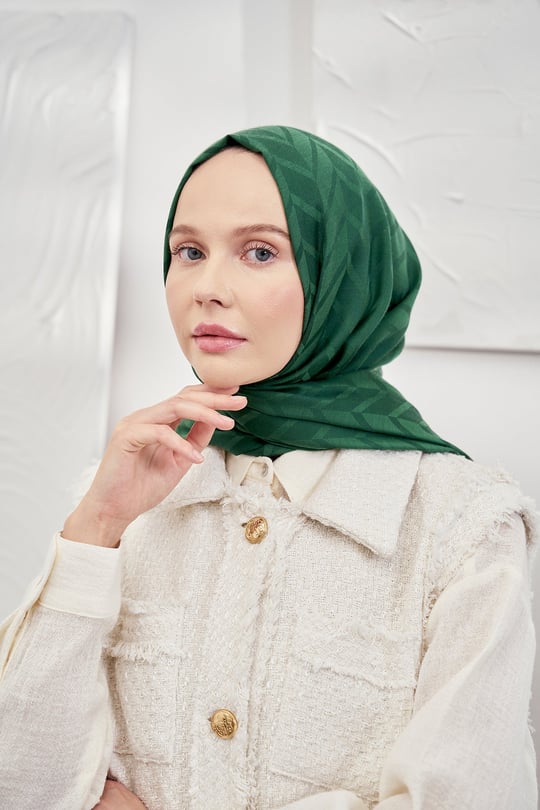 Jacquard stoles with geometric design-1