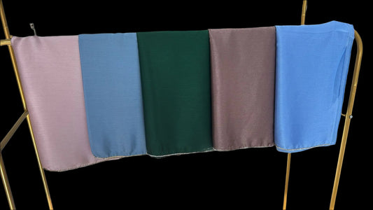 SHINEY STOLE WITH SWARSKEY CHAIN (#KWH-25Y7905)