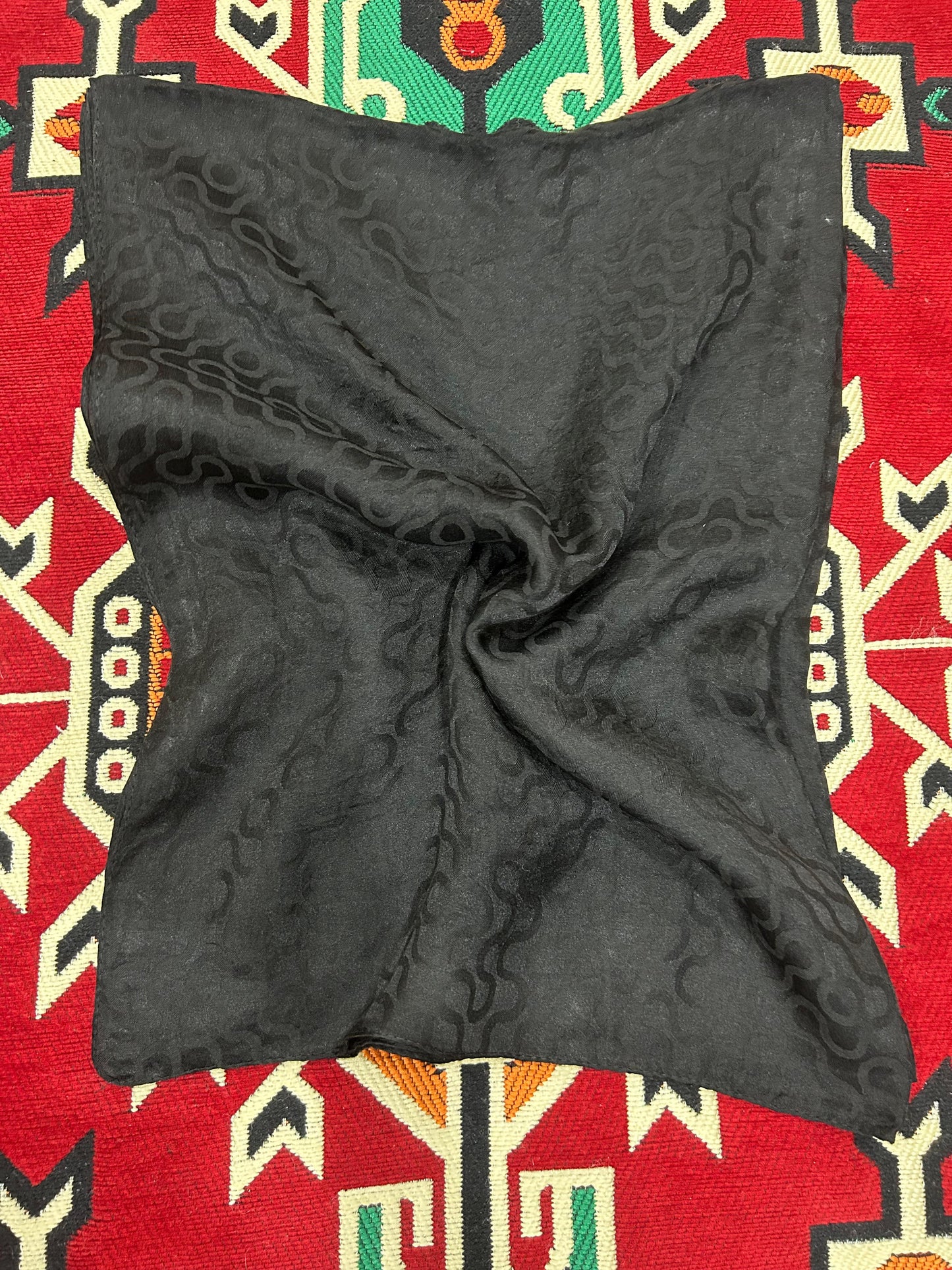 Fferano Jacquard Textured Scarf