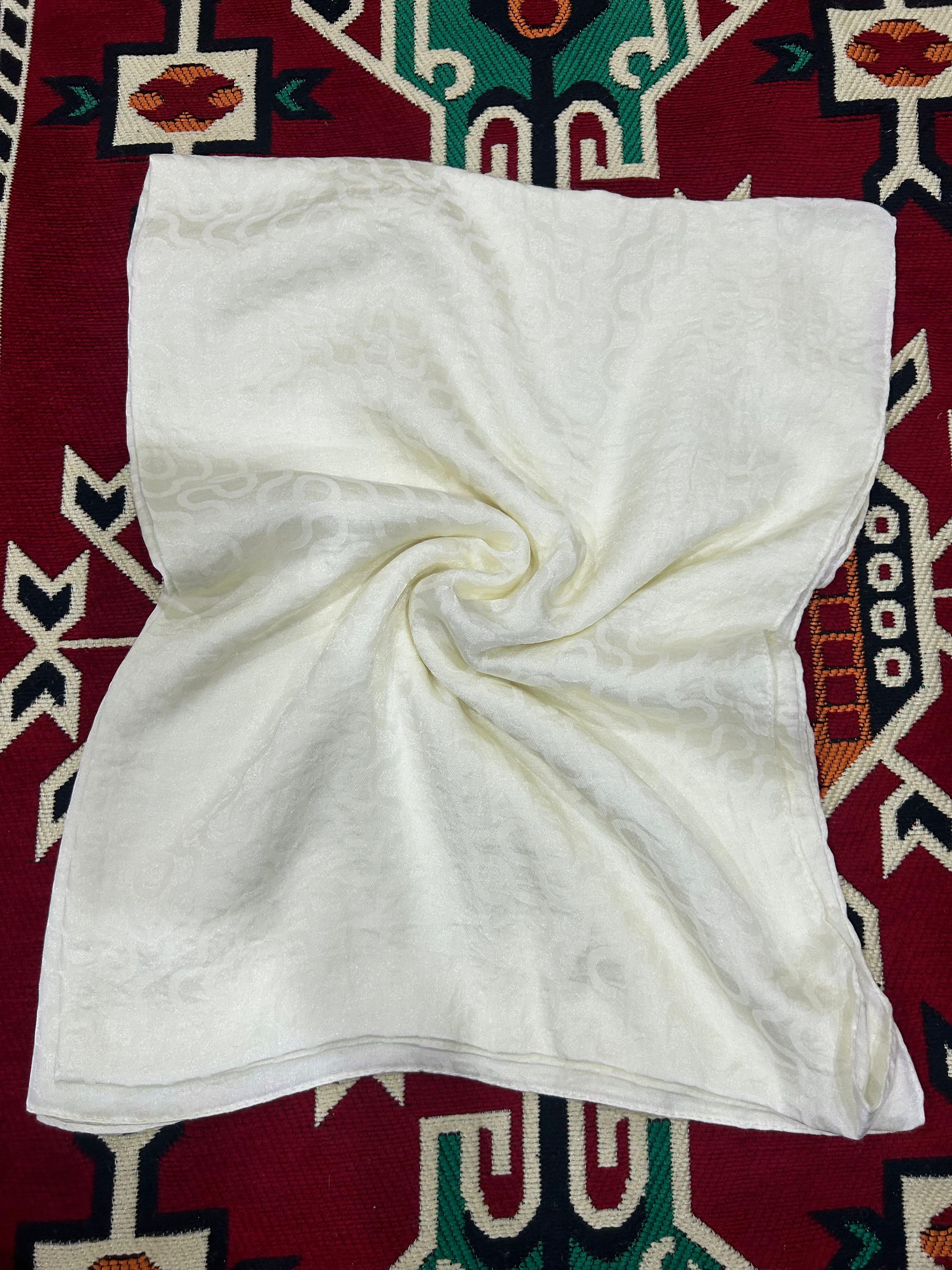 Fferano Jacquard Textured Scarf