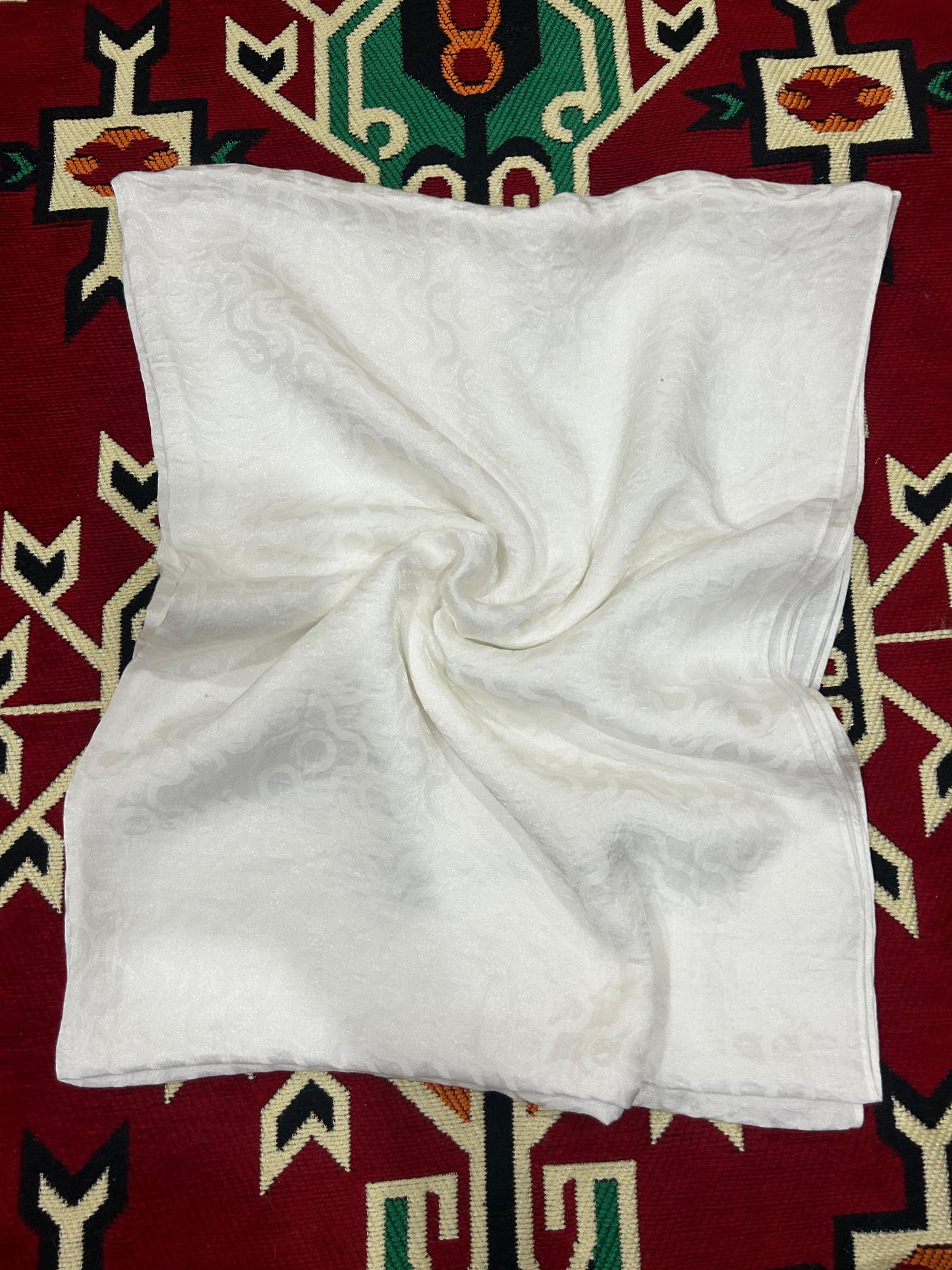 Fferano Jacquard Textured Scarf