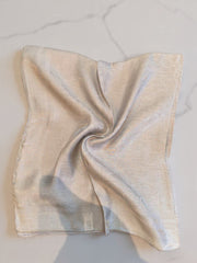 Fe Shiny scarf